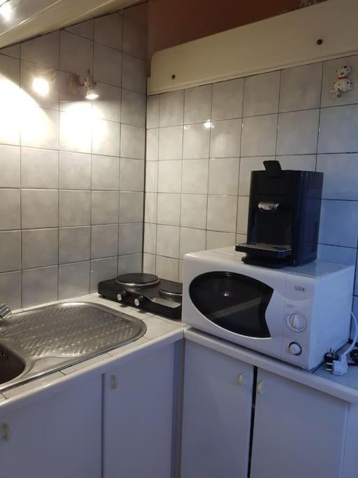 Petit Studio La Madeleine Нант Экстерьер фото