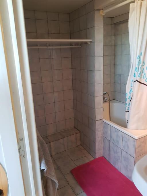 Petit Studio La Madeleine Нант Экстерьер фото